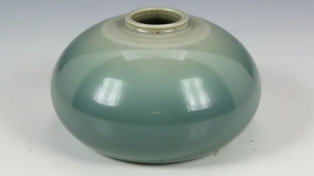 Vintage Whitefriars glass paperweight